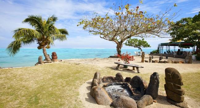 Beautiful exotic coast on Moorea island in French Polynesia; 