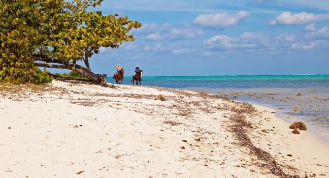 Seven Mile Beach on Grand Cayman, Cayman Islands.